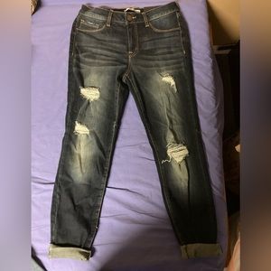 Cute jeans Size 4 refuge